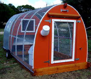 A Mobile Stagecoach for an Organic Urban Garden in Luling, TX
